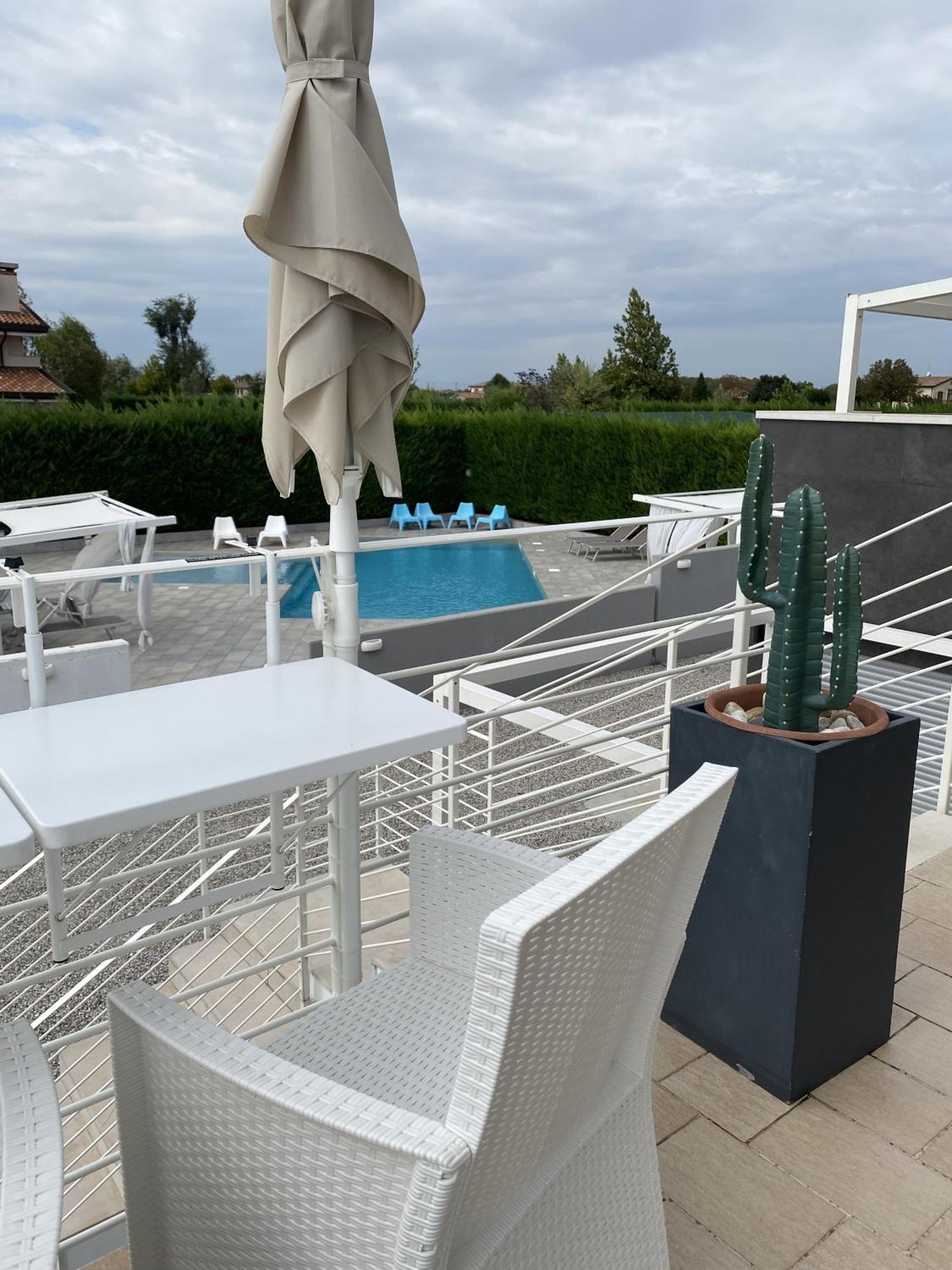 Meridien House Casalserugo Exterior photo