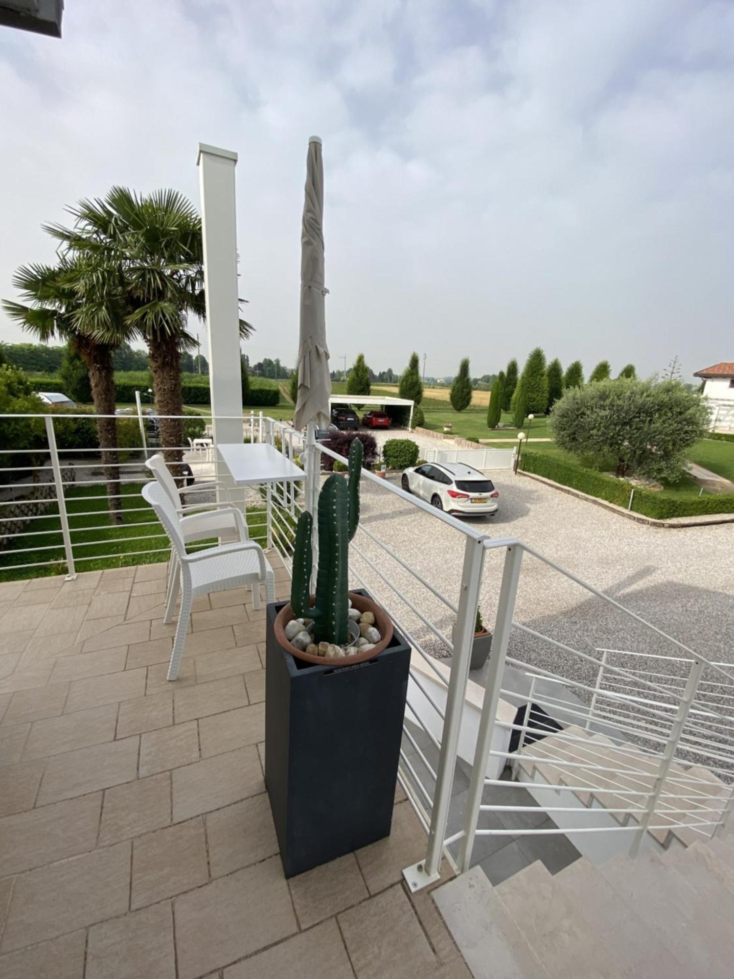 Meridien House Casalserugo Exterior photo